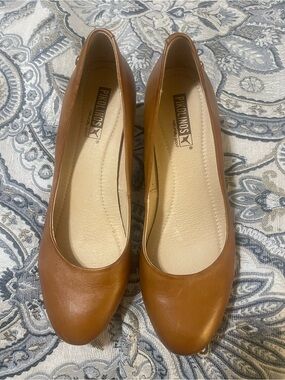 Pikolinos Tan Leather Platform Block Heel Pumps Size 39